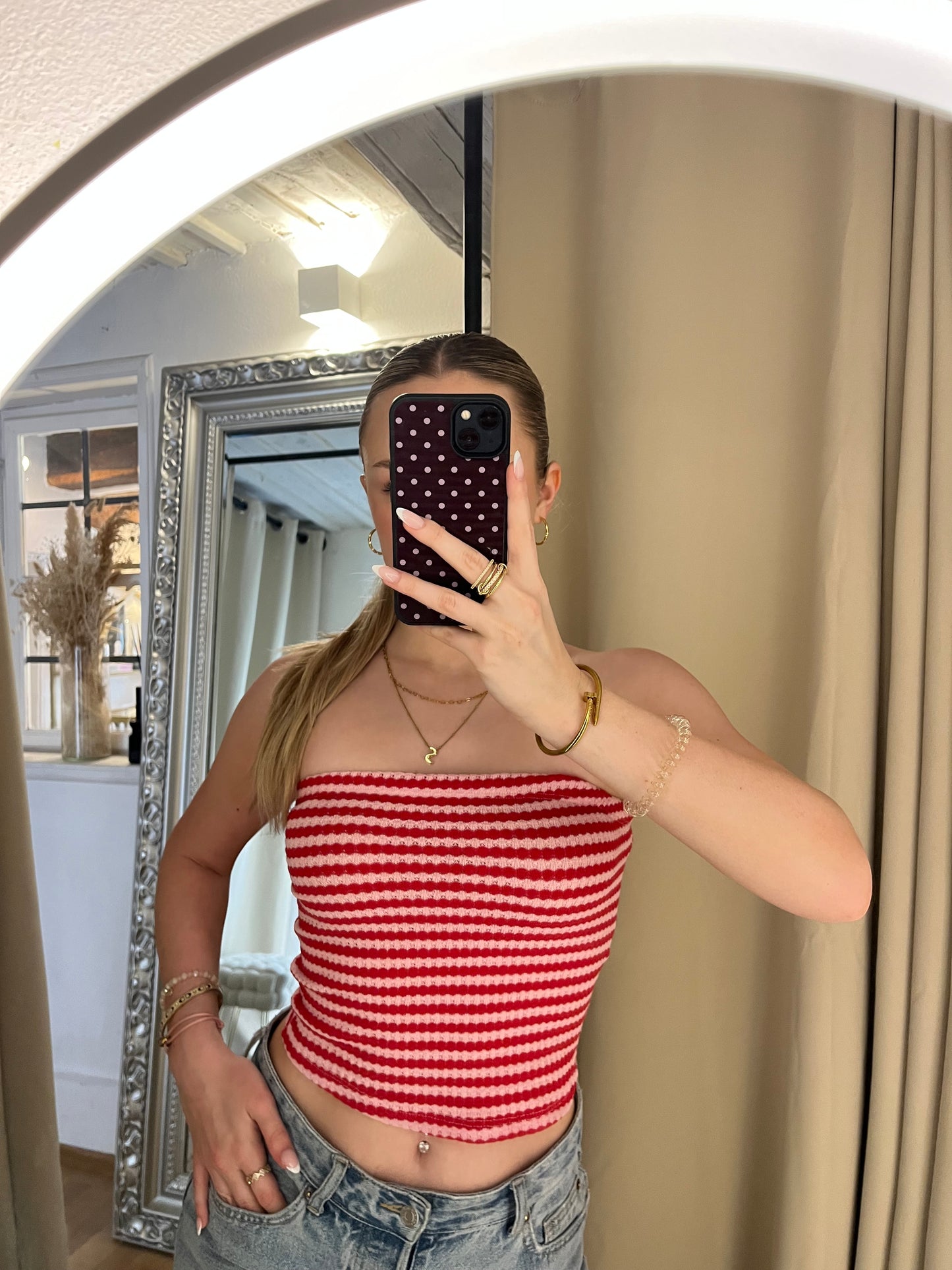 Tubetop Tara