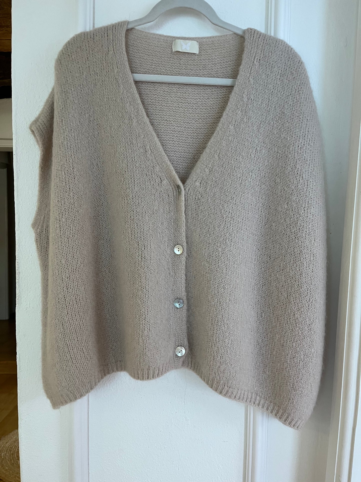 Wide Cardi Beige
