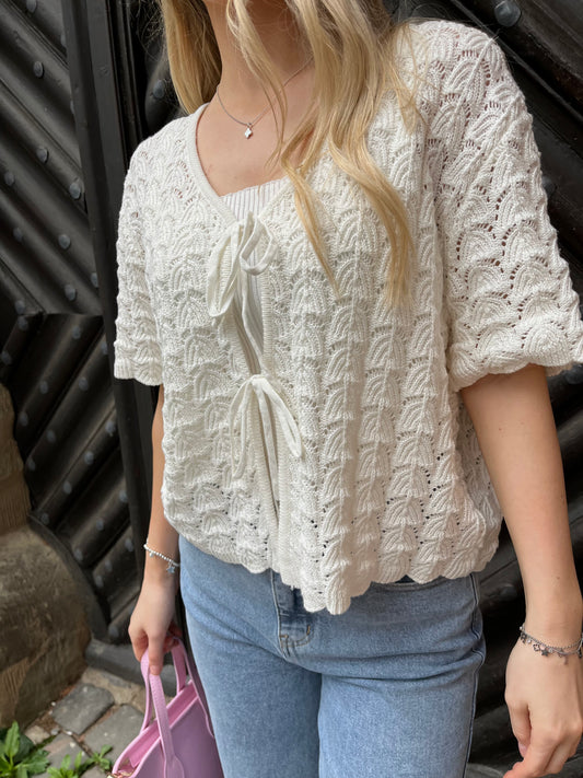 Shirt mit Schleifen
