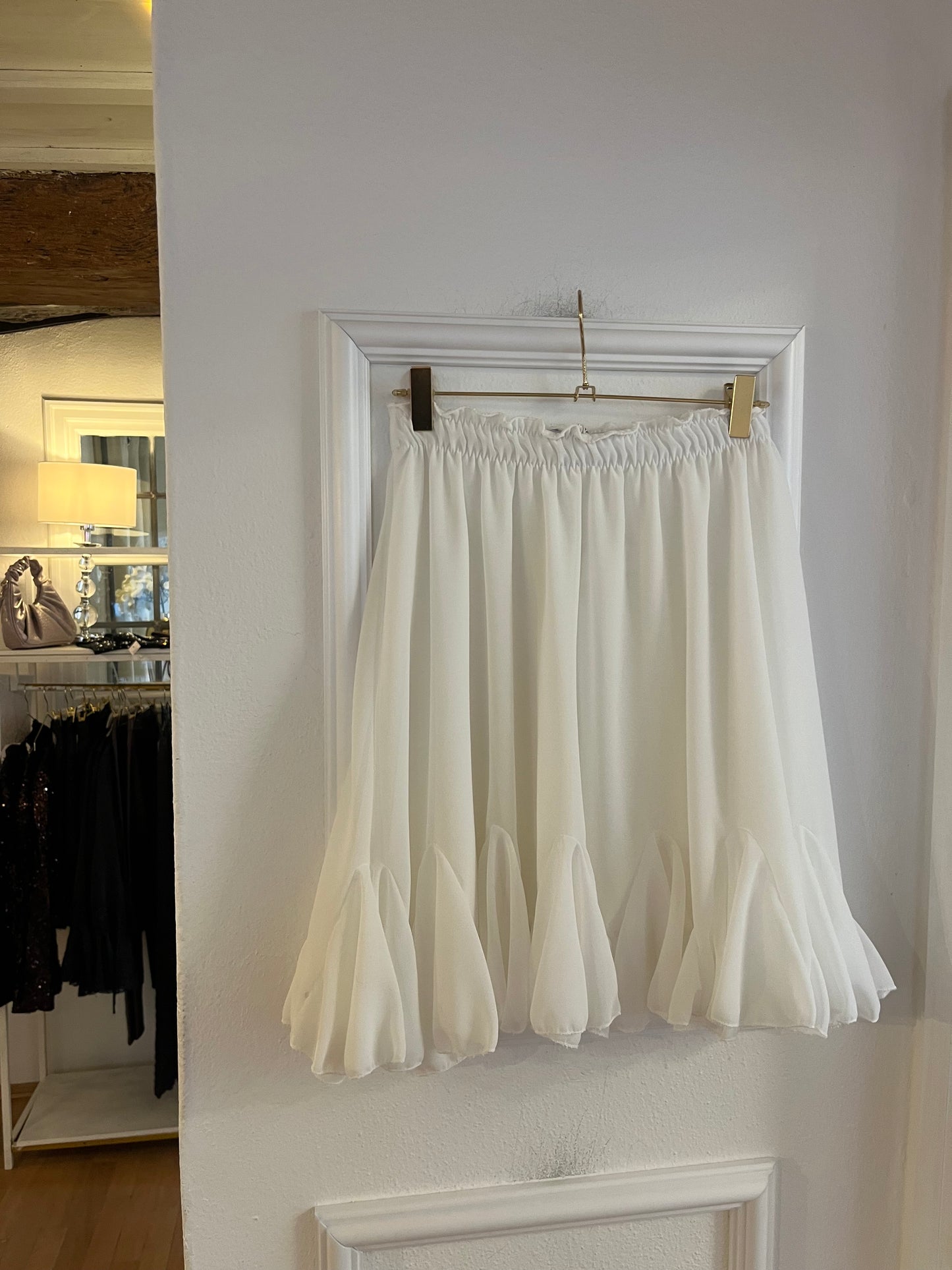 Rock Belle White