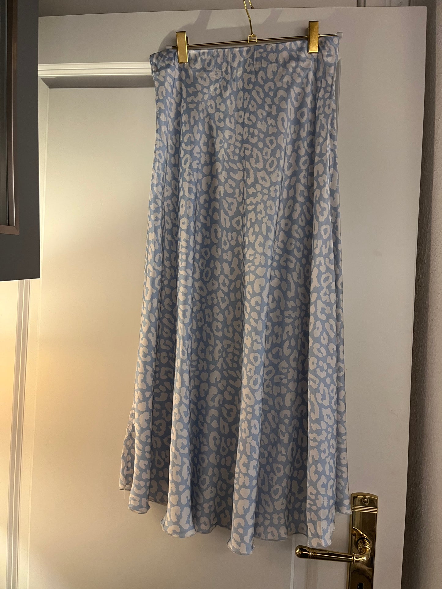 Silk Skirt Leo