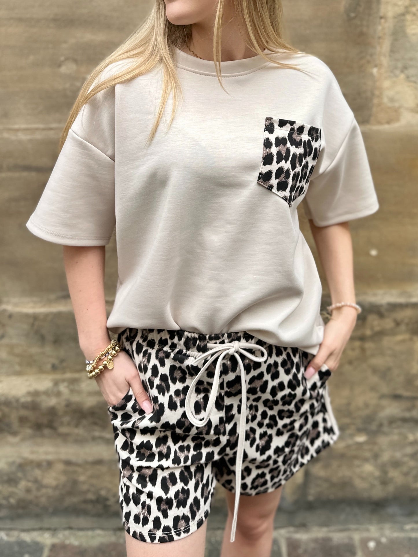 Set Leandra