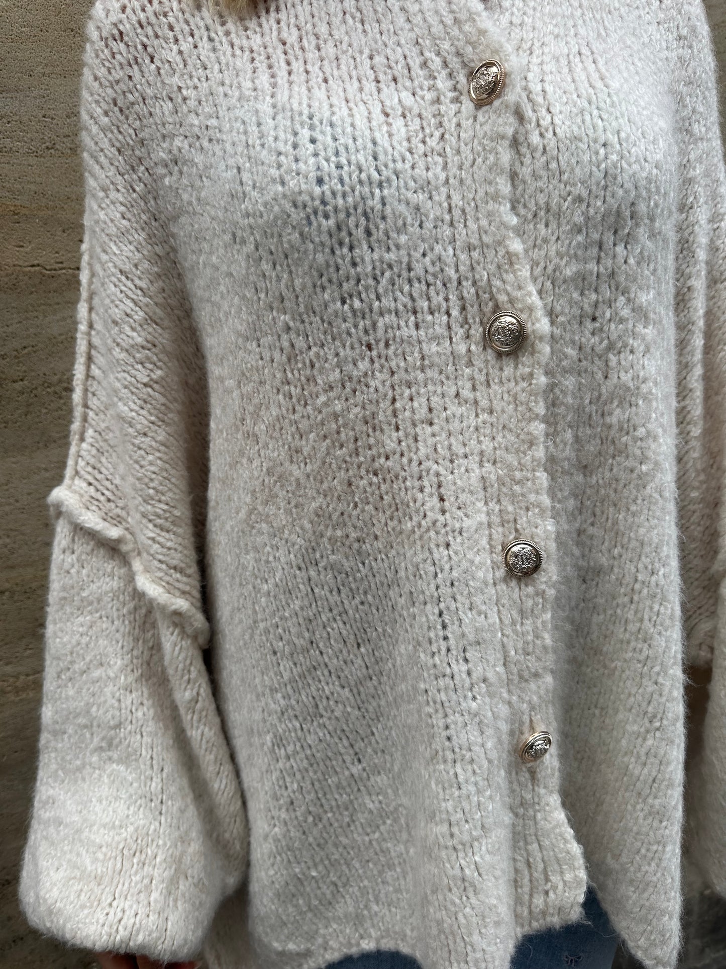 Cardi goldene Knöpfe Long