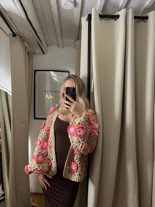 Handmade Strickcardi Flower