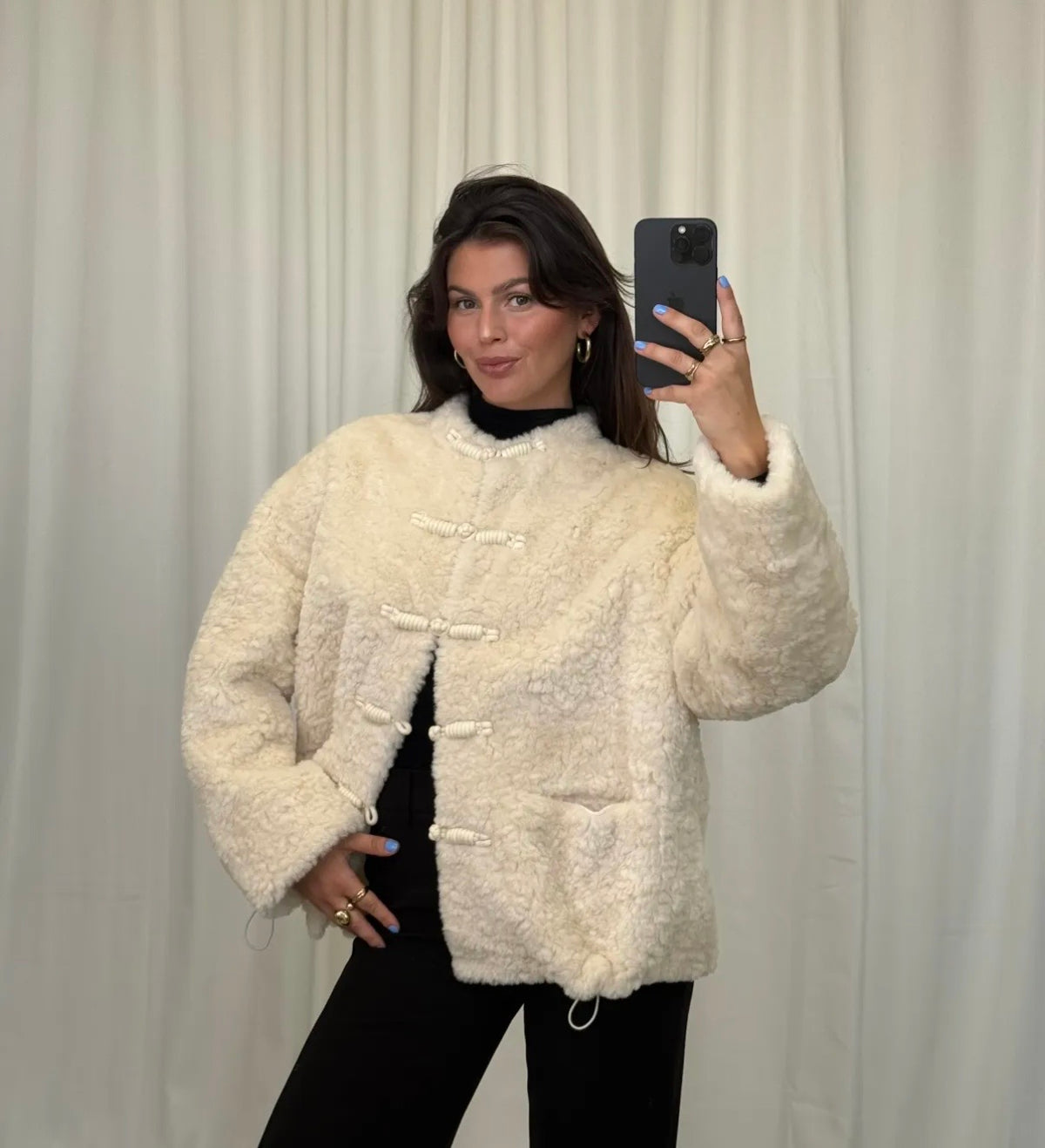 Teddy-Kuscheljacke mit Knebelverschluss