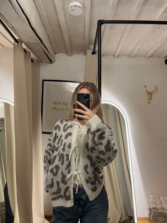 Leo Cardi Schleifen