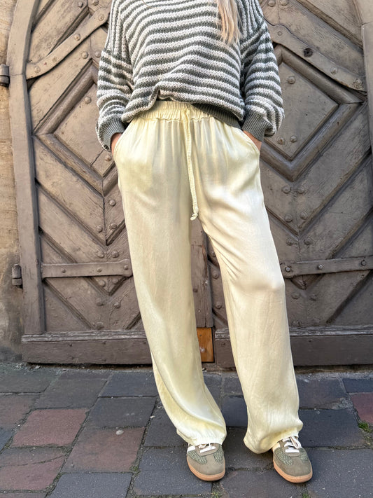 Silky Pants Butter Yellow