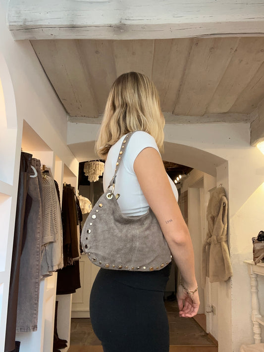 Kleine Suede-Bag mit Nieten