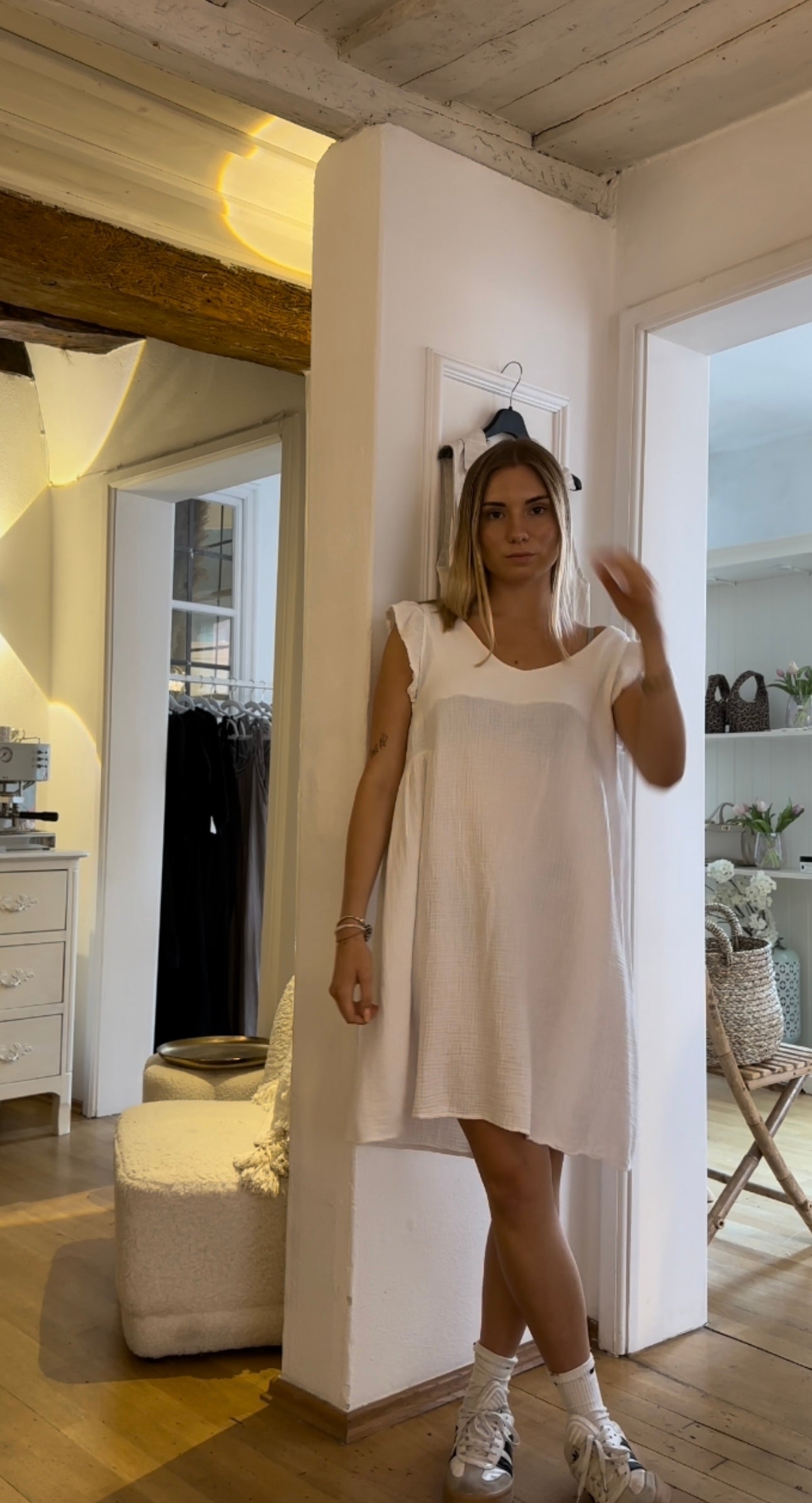 Musselin Kleid mit Rüschen