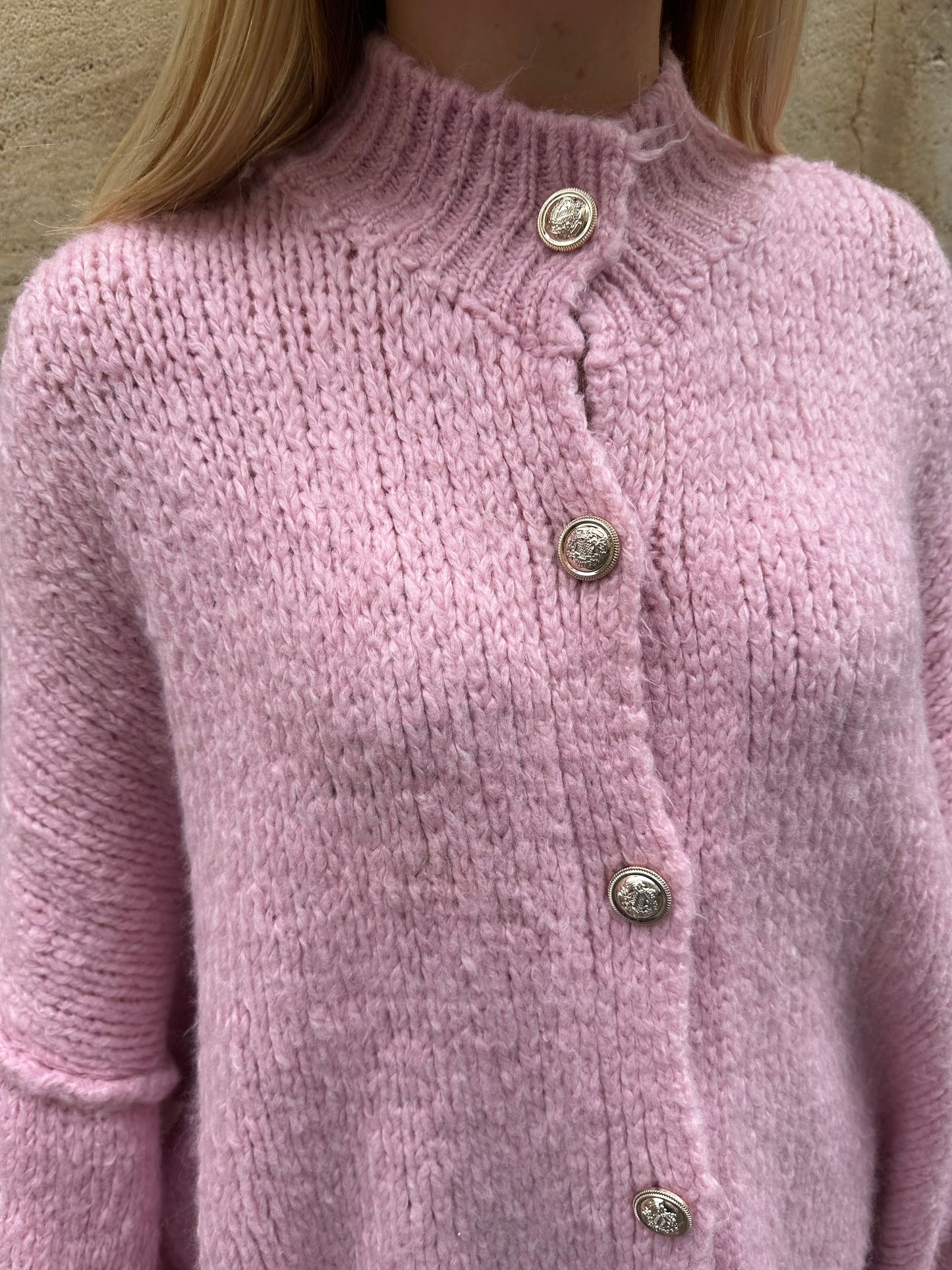 Cardi goldene Knöpfe Long