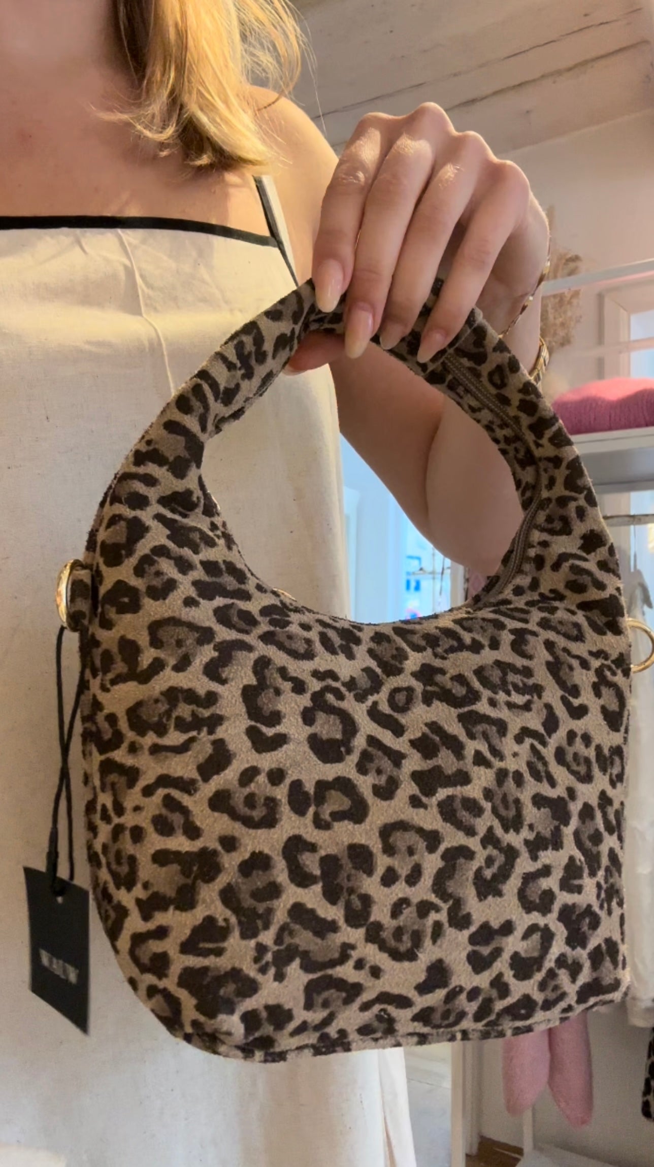 Leo-Tasche