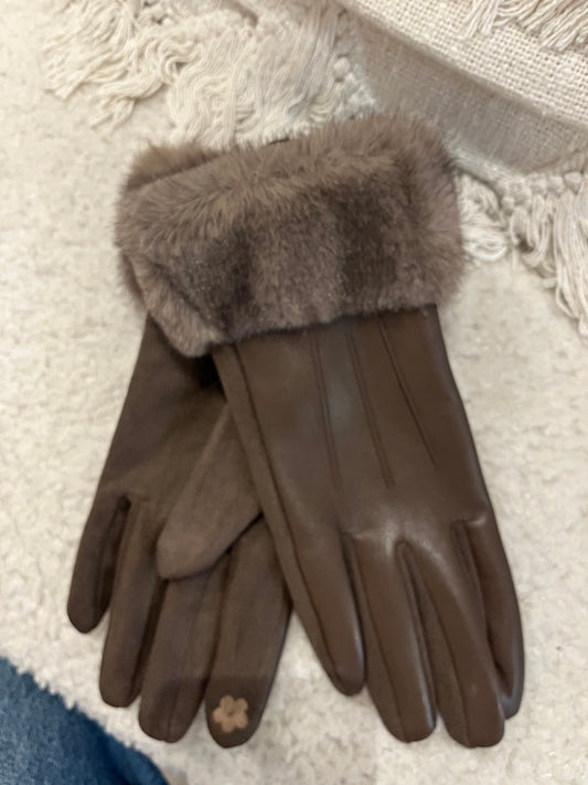 Lederhandschuhe mit Fell